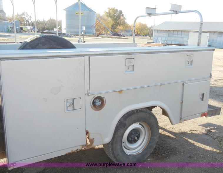 image for item A3309 1993 Chevrolet Cheyenne 1500 pickup truck