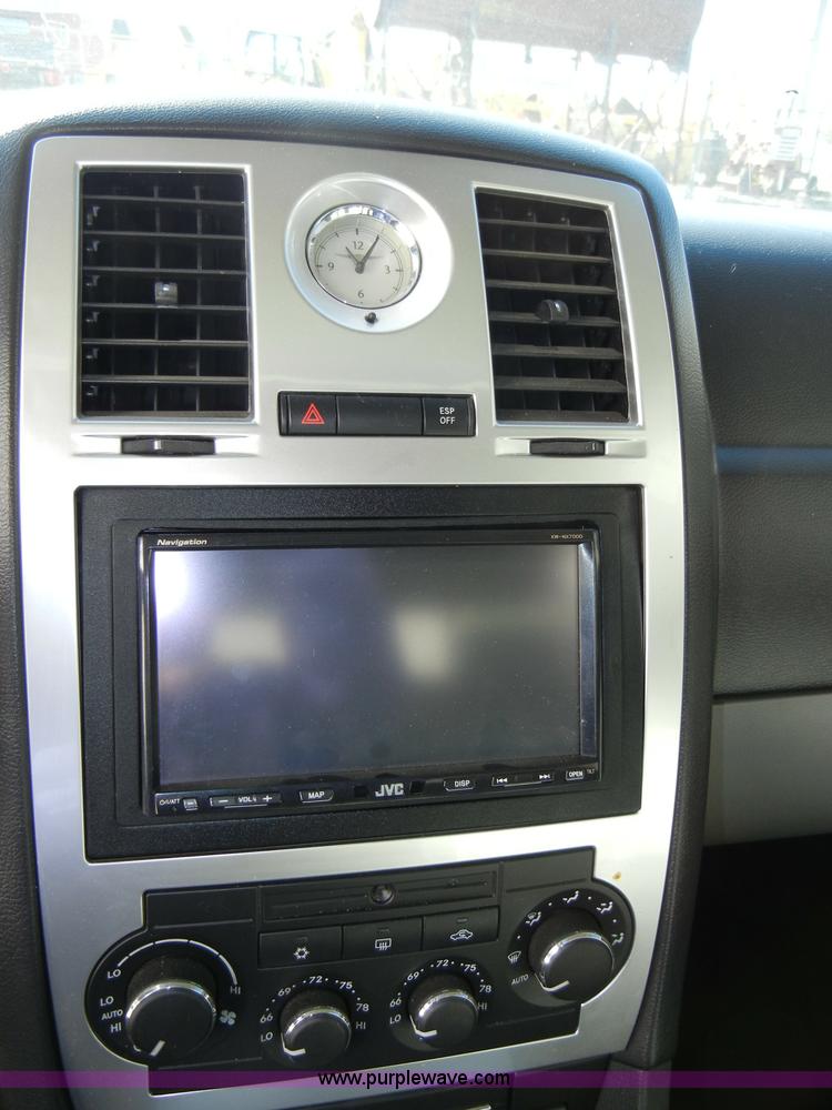 image for item A3311 2007 Chrysler 300 C