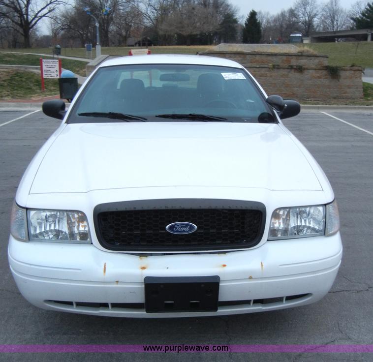 image for item A3343 2008 Ford Crown Victoria Police Interceptor