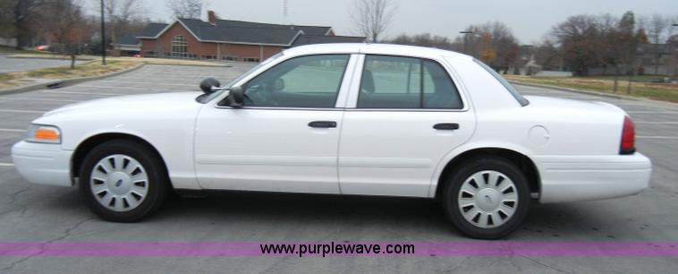 image for item A3343 2008 Ford Crown Victoria Police Interceptor