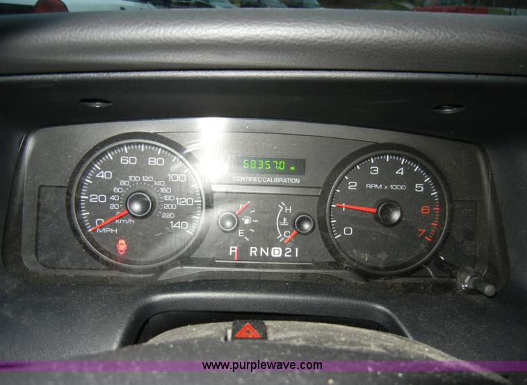 image for item A3343 2008 Ford Crown Victoria Police Interceptor