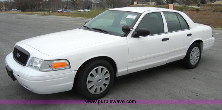 image for item A3344 2008 Ford Crown Victoria Police Interceptor