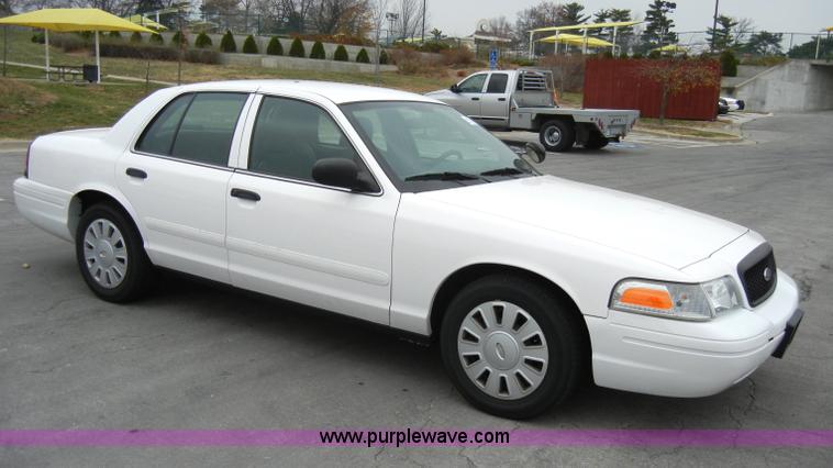 image for item A3344 2008 Ford Crown Victoria Police Interceptor