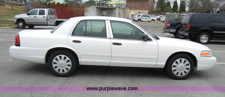 image for item A3344 2008 Ford Crown Victoria Police Interceptor