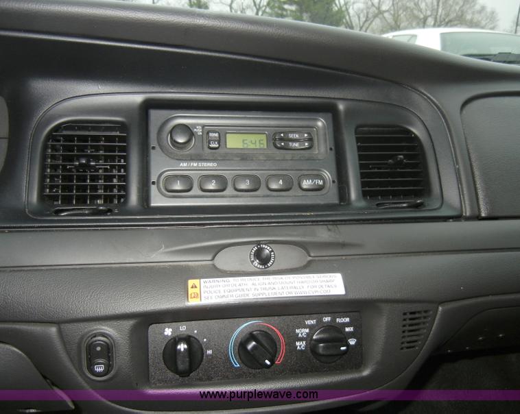 image for item A3344 2008 Ford Crown Victoria Police Interceptor