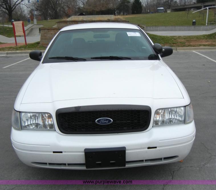 image for item A3345 2008 Ford Crown Victoria Police Interceptor