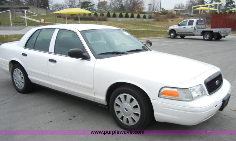 image for item A3345 2008 Ford Crown Victoria Police Interceptor