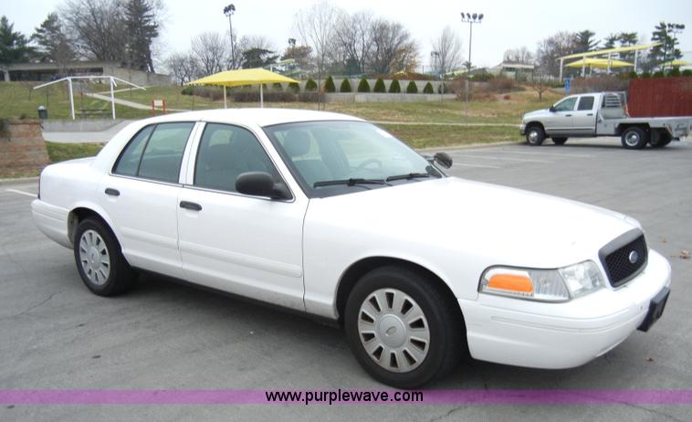 image for item A3346 2008 Ford Crown Victoria Police Interceptor