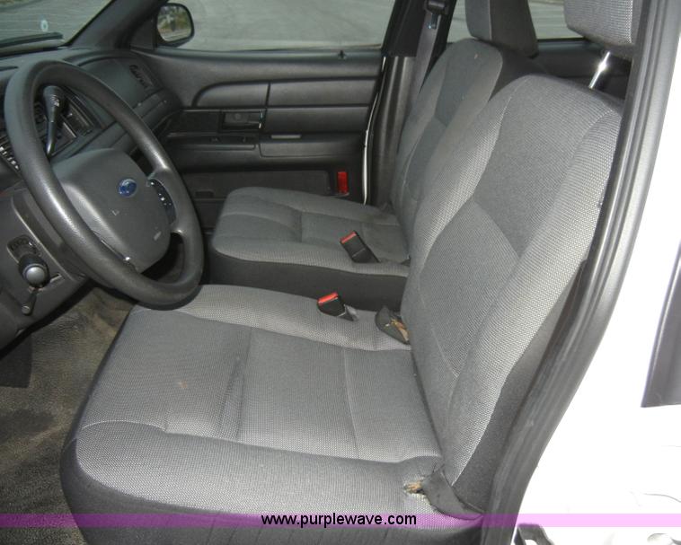 image for item A3346 2008 Ford Crown Victoria Police Interceptor