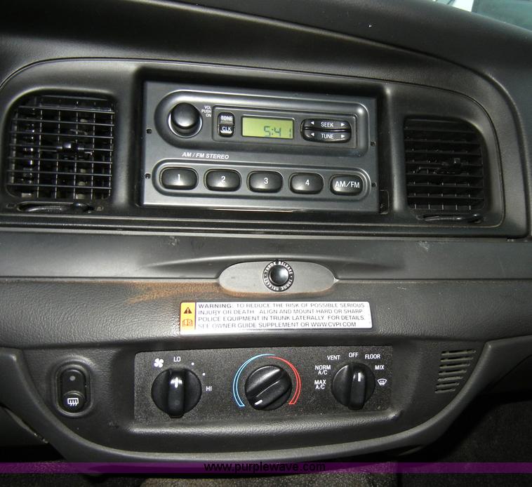image for item A3346 2008 Ford Crown Victoria Police Interceptor