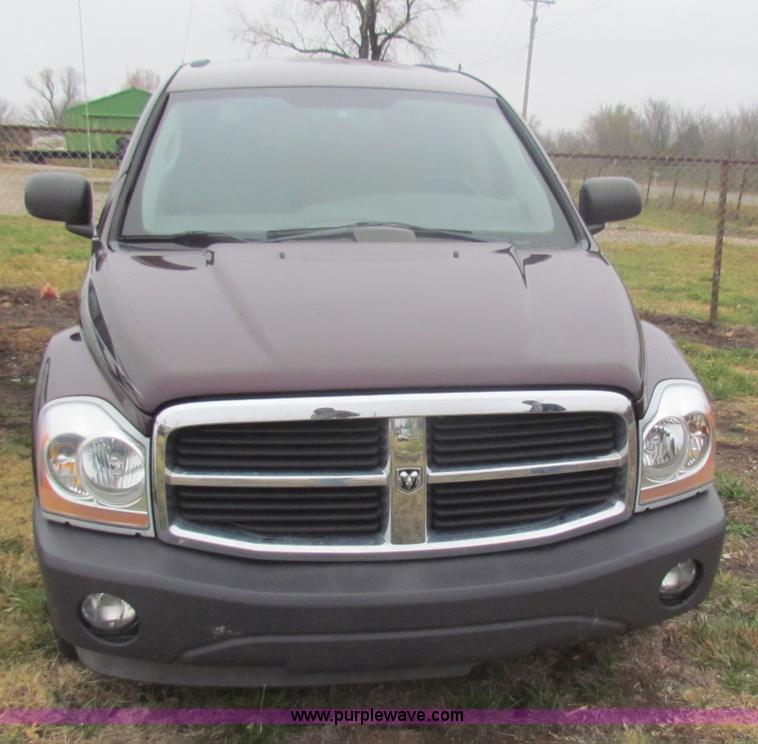 image for item A3502 2004 Dodge Durango ST SUV