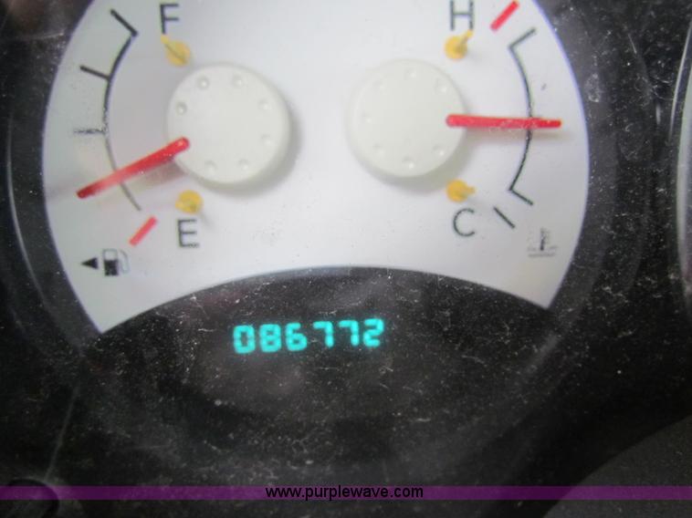 image for item A3502 2004 Dodge Durango ST SUV