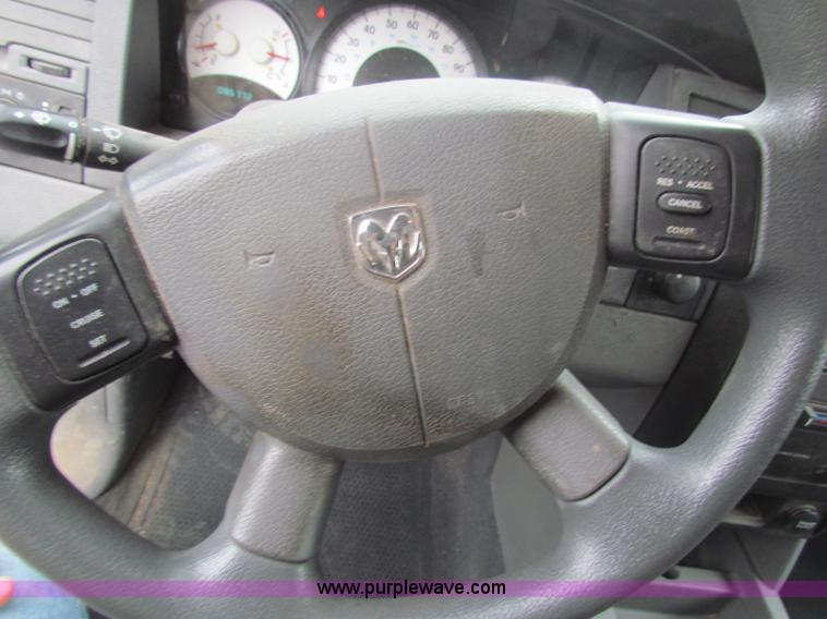 image for item A3502 2004 Dodge Durango ST SUV