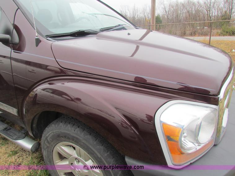 image for item A3502 2004 Dodge Durango ST SUV