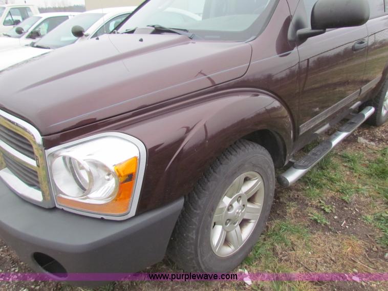 image for item A3502 2004 Dodge Durango ST SUV