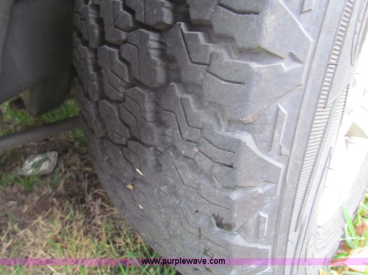 image for item A3502 2004 Dodge Durango ST SUV