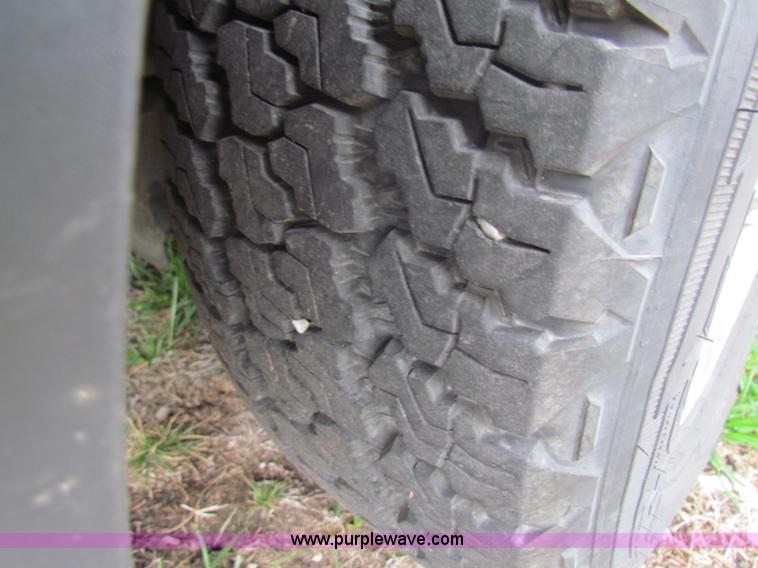 image for item A3502 2004 Dodge Durango ST SUV