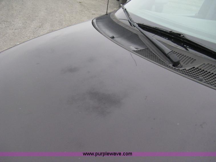 image for item A4479 1997 Ford Windstar six-passenger mini van