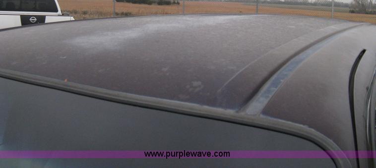 image for item A4479 1997 Ford Windstar six-passenger mini van