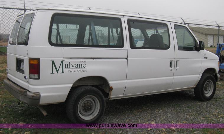 image for item A4480 1993 Ford E350 passenger van