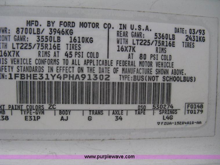 image for item A4480 1993 Ford E350 passenger van
