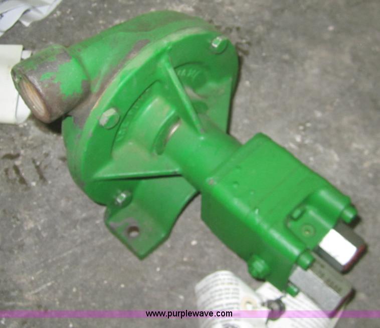 image for item B5566 Ace 204 hydraulic pump