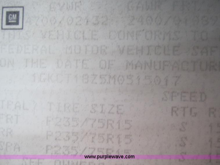 image for item B5568 1991 GMC Jimmy S15 SUV