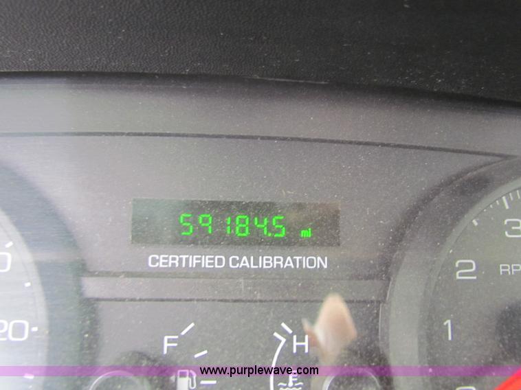 image for item B7001 2006 Ford Crown Victoria Police Interceptor