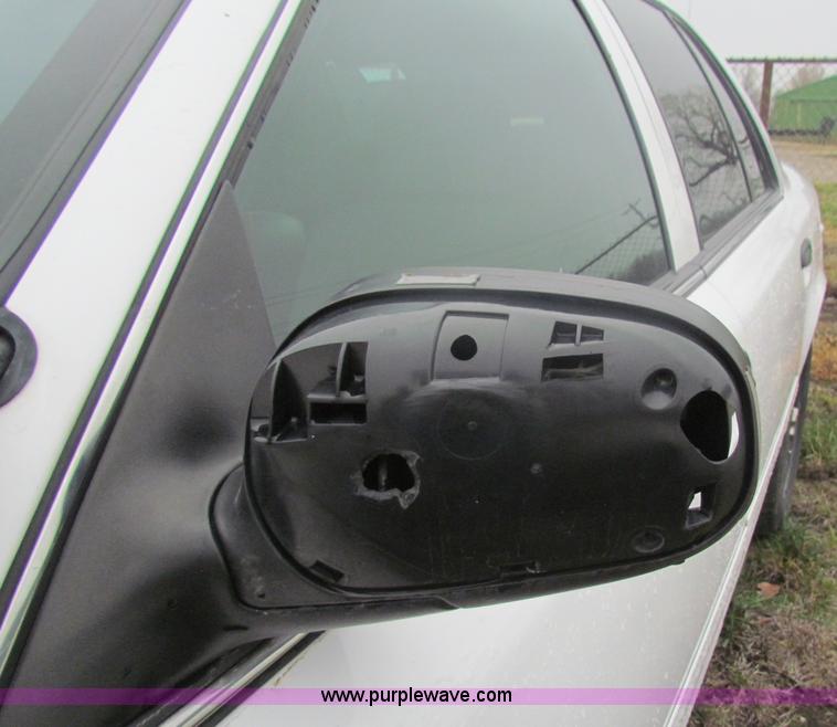 image for item B7001 2006 Ford Crown Victoria Police Interceptor