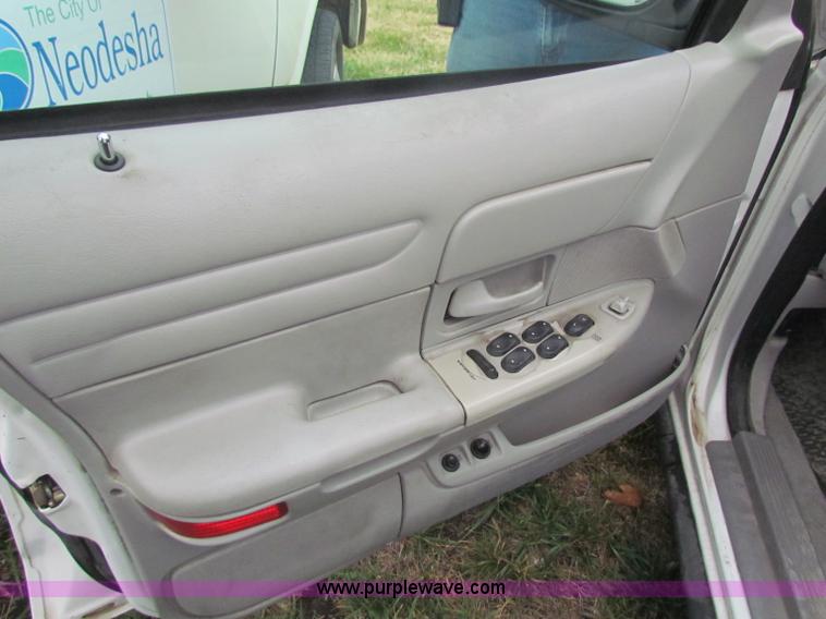 image for item B7003 1997 Ford Crown Victoria Police Interceptor