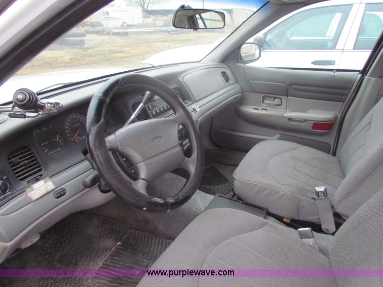 image for item B7003 1997 Ford Crown Victoria Police Interceptor