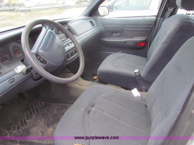 image for item B7004 2000 Ford Crown Victoria Police Interceptor