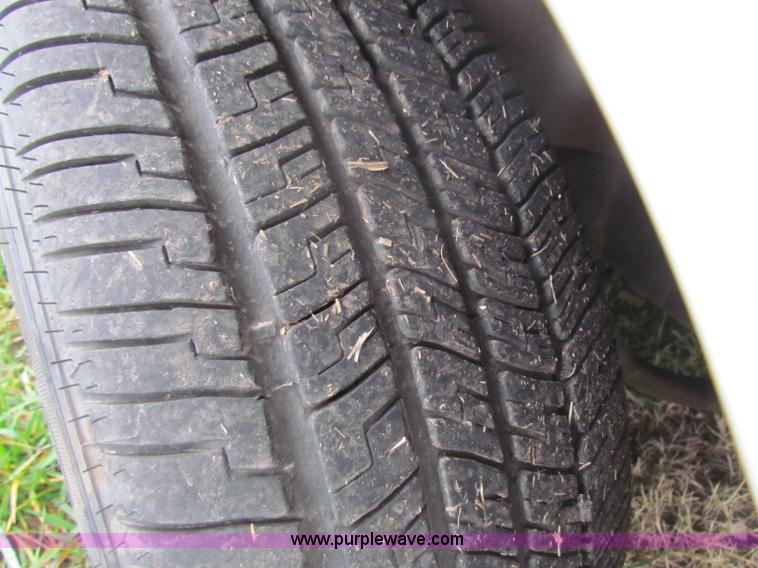 image for item B7004 2000 Ford Crown Victoria Police Interceptor