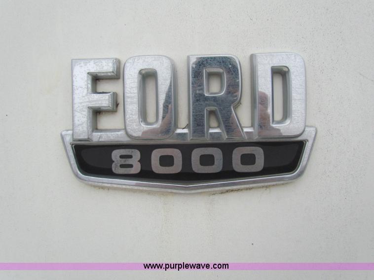 image for item B7007 1985 Ford L8000 dump truck