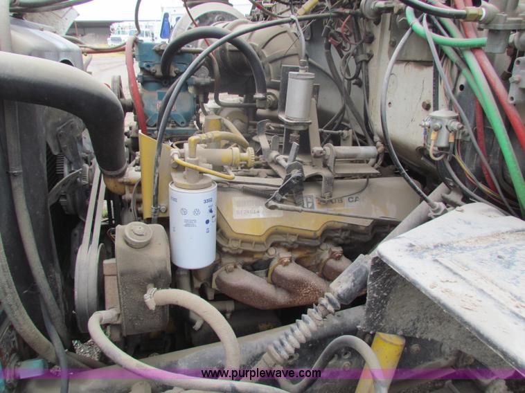 image for item B7007 1985 Ford L8000 dump truck