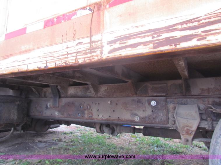 image for item B7007 1985 Ford L8000 dump truck