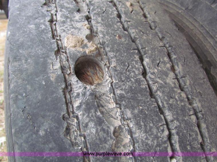 image for item B7007 1985 Ford L8000 dump truck