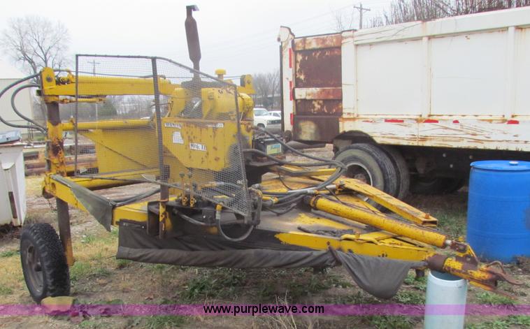 image for item B7008 Vermeer VG40 stump grinder