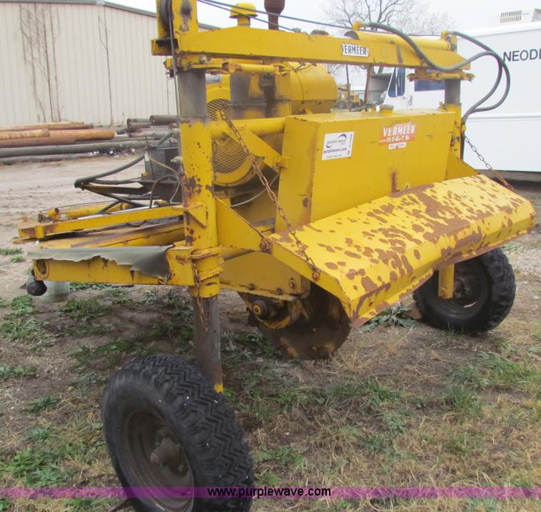 image for item B7008 Vermeer VG40 stump grinder