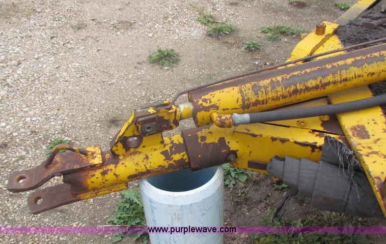 image for item B7008 Vermeer VG40 stump grinder