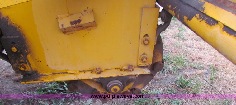 image for item B7008 Vermeer VG40 stump grinder