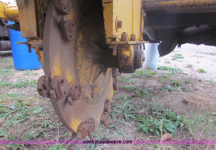 image for item B7008 Vermeer VG40 stump grinder