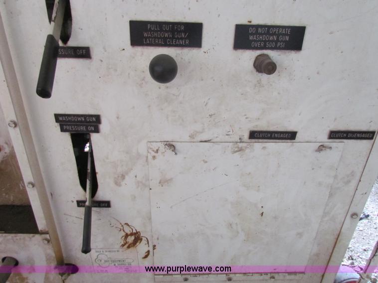 image for item B7010 1998 Seco sewer machine