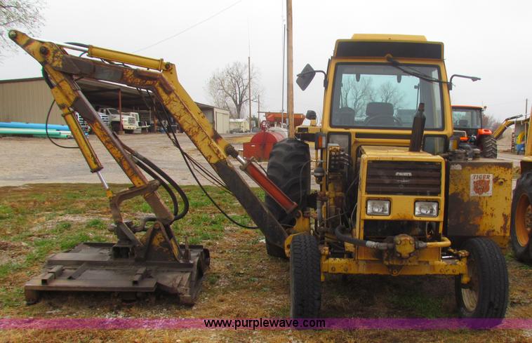 image for item B7011 Fiat mower tractor