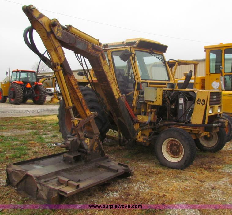 image for item B7011 Fiat mower tractor