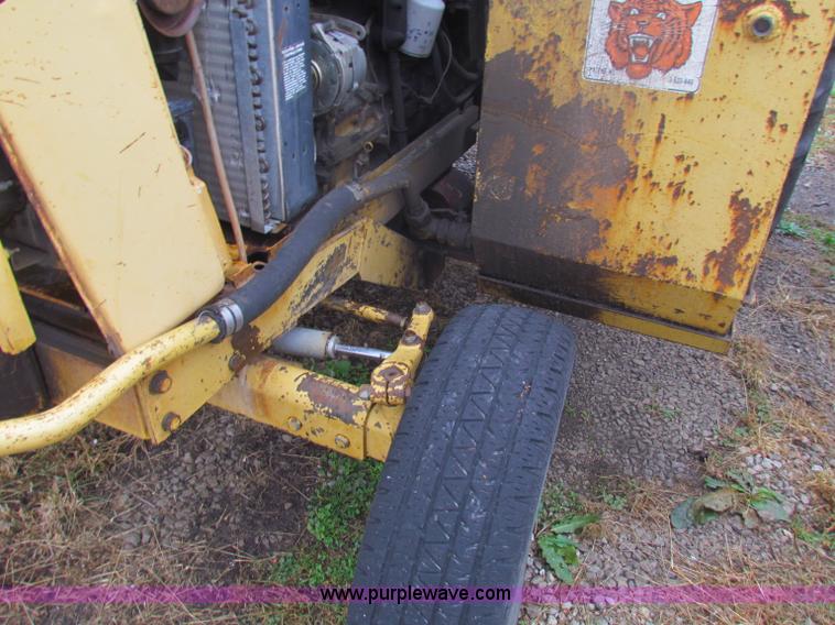 image for item B7011 Fiat mower tractor