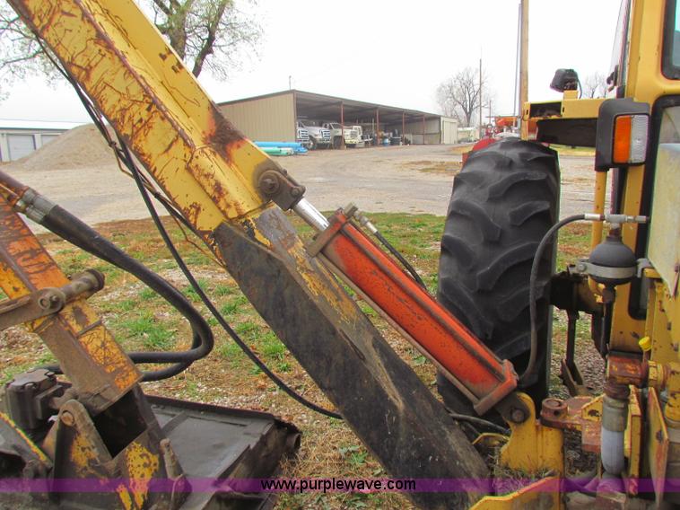 image for item B7011 Fiat mower tractor