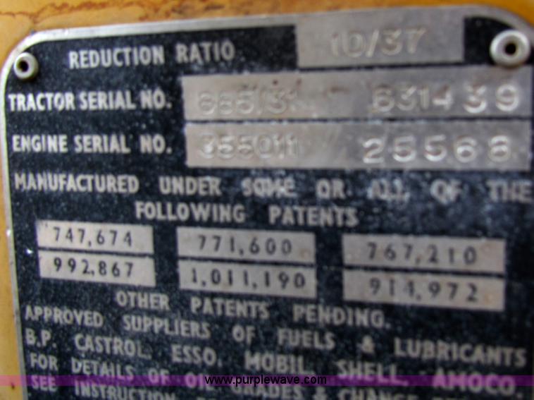 image for item B7012 1975 Case Construction King 380 tractor