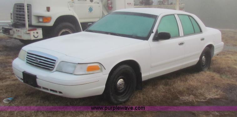 image for item B7015 1998 Ford Crown Victoria Police Interceptor