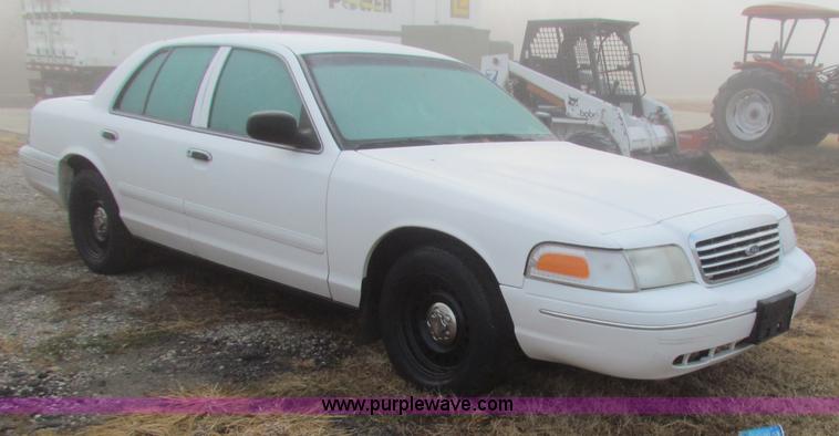 image for item B7015 1998 Ford Crown Victoria Police Interceptor